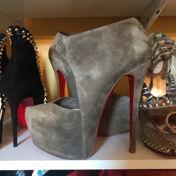 SOLD Authentic Christian Louboutin Donue Platform - Picture 2 of 6